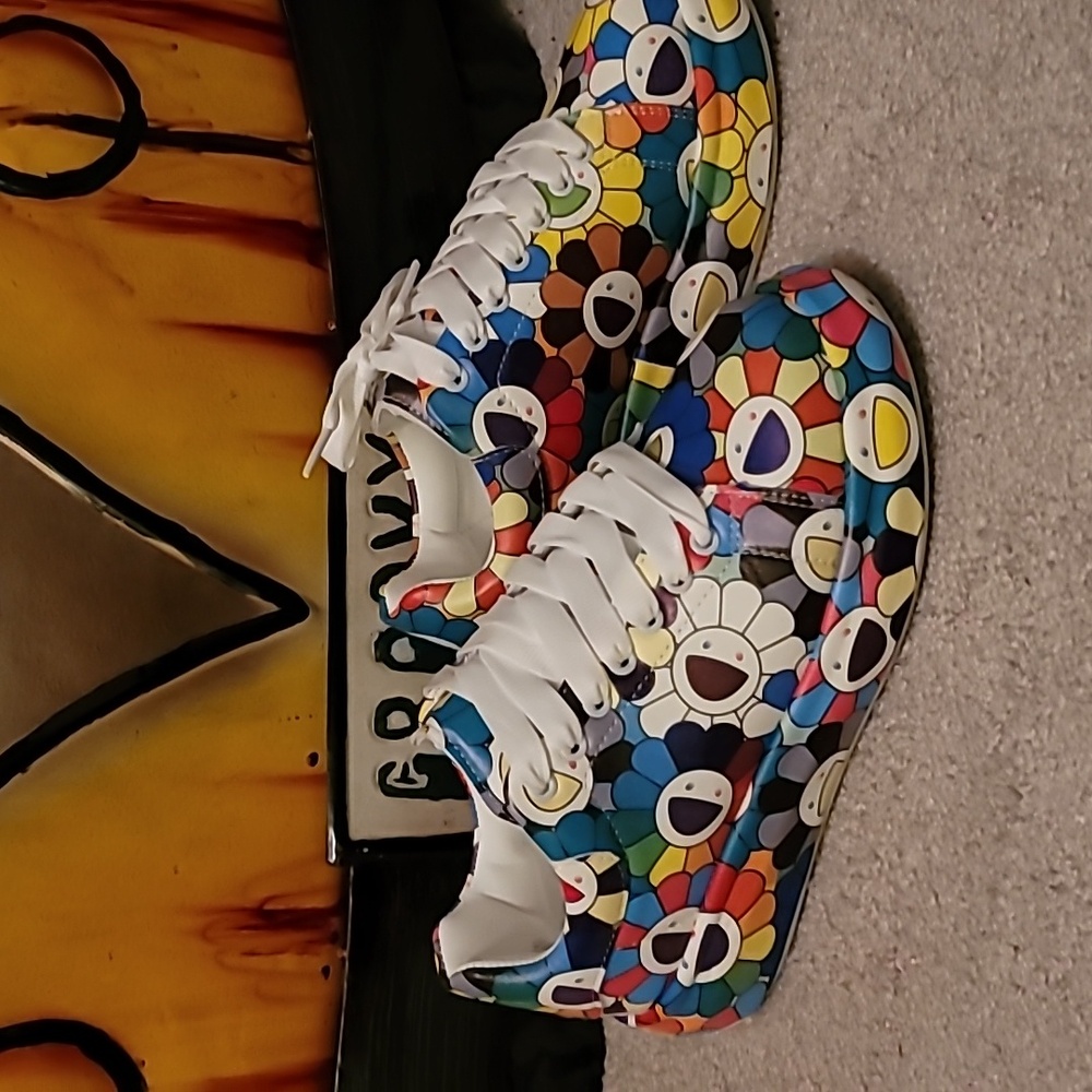 Sneakers